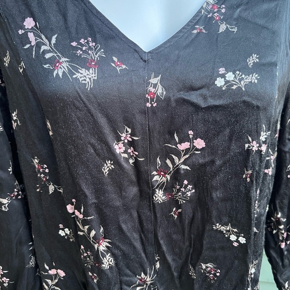 Gorgeous JJill Black Flowered Dress - Picture 3 of 5